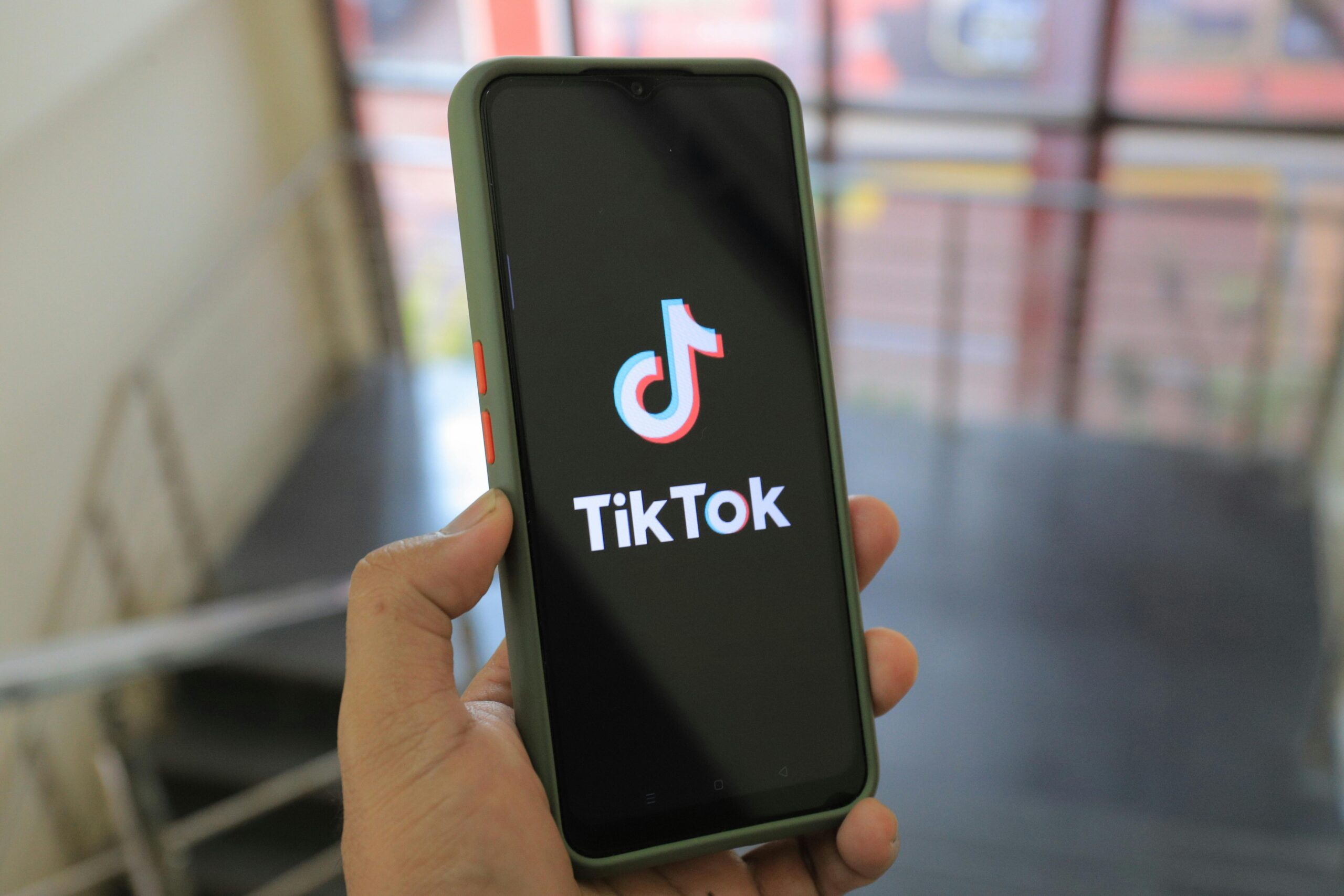 Read more about the article How to Promote Your Music on TikTok in 2025 and Go Viral